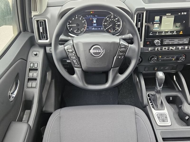 2026 Nissan Frontier SV - Photo 11