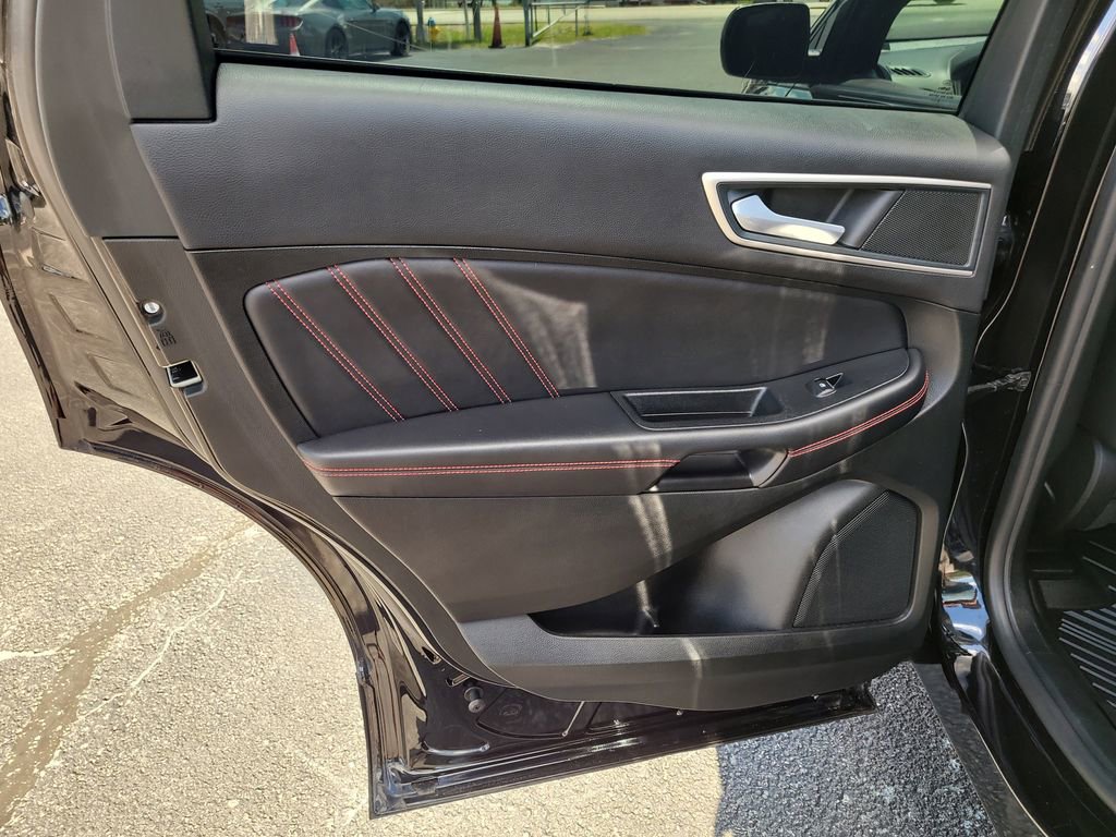 2024 Ford Edge ST-Line - Photo 9