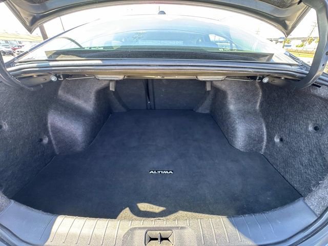 2023 Nissan Altima 2.5 SV photo 8