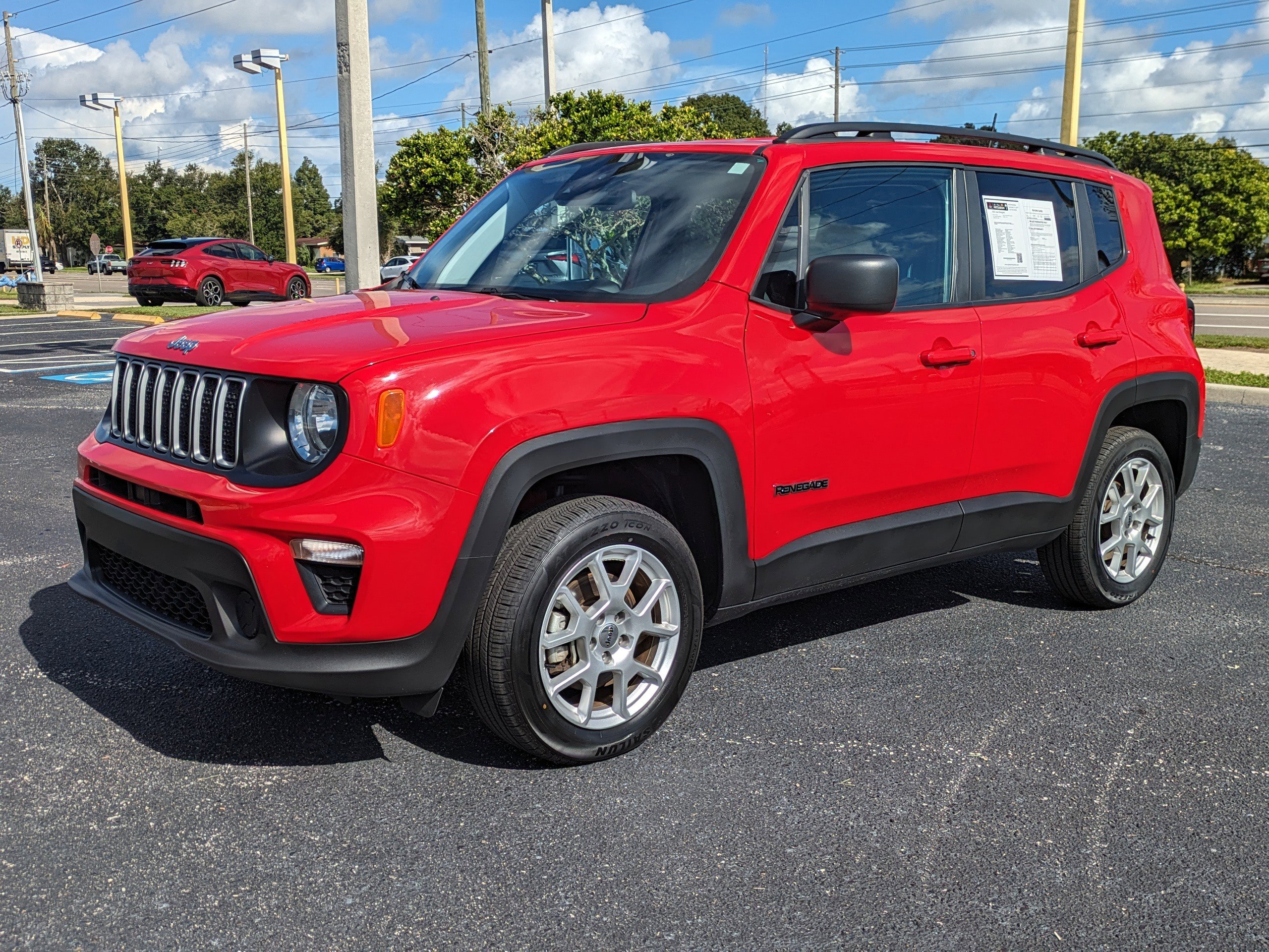 Used 2022 Jeep Renegade Sport with VIN ZACNJDA18NPN87287 for sale in Seminole, FL