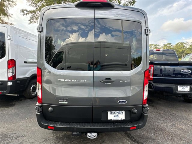 2024 Ford Transit Passenger XLT photo 5