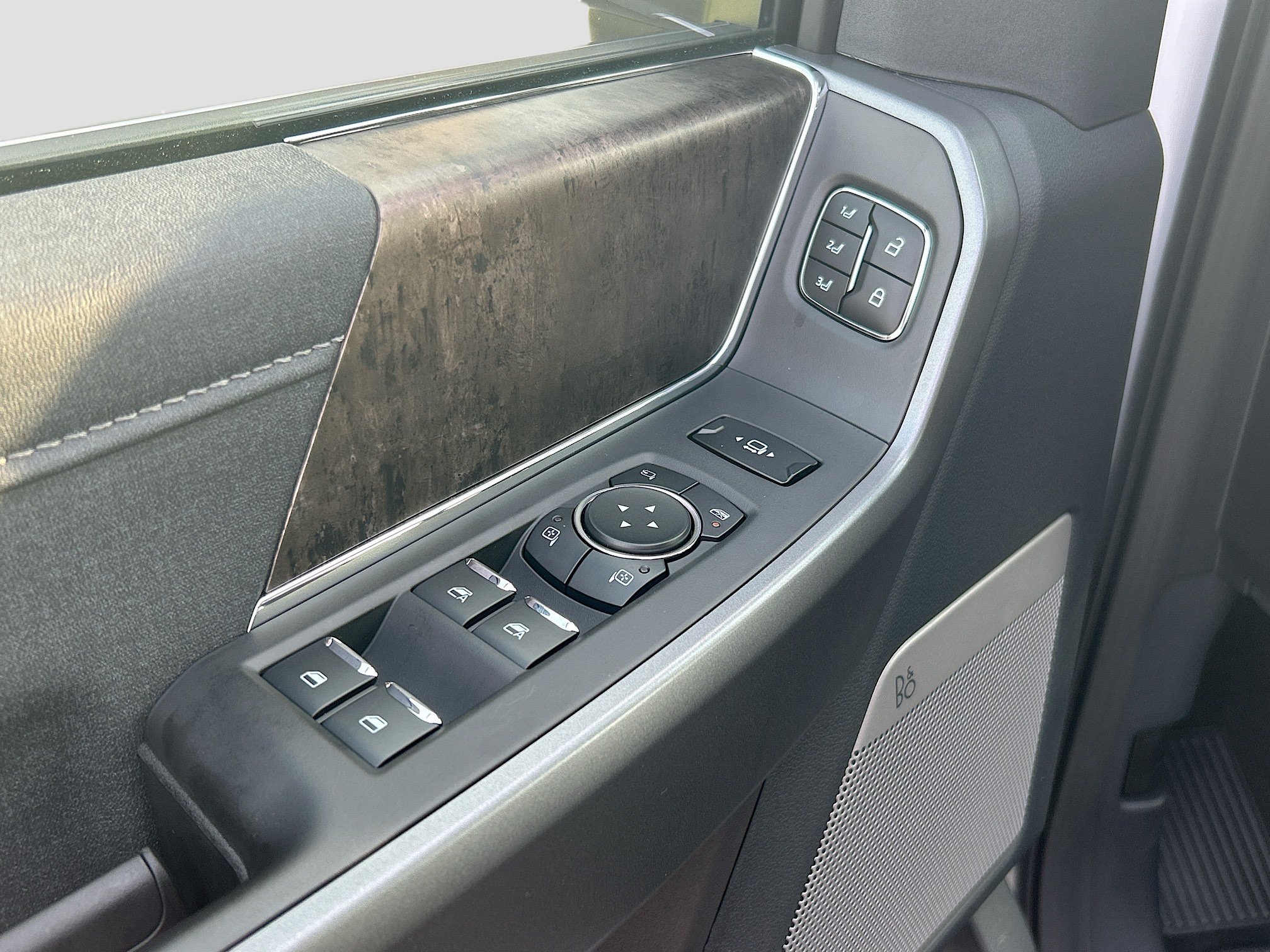 2026 Ford F-250 Super Duty Lariat - Photo 13