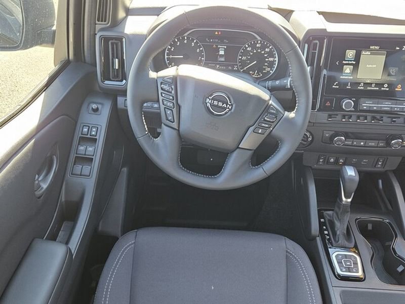 2026 Nissan Frontier SV - Photo 9
