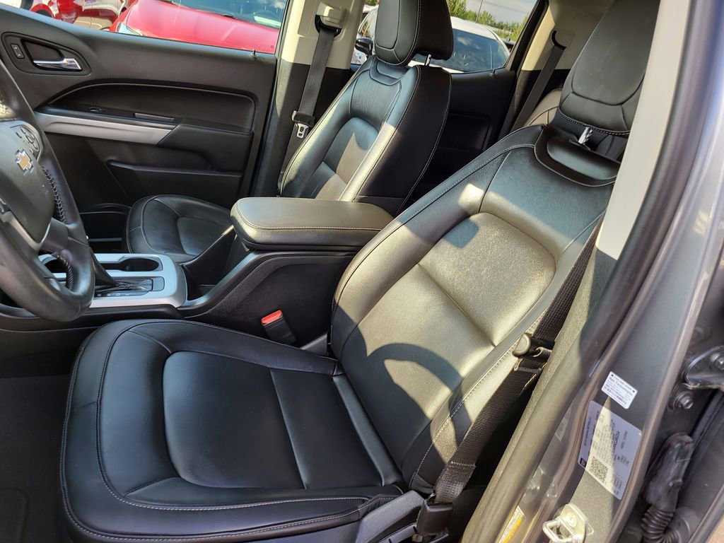 2022 Chevrolet Colorado LT photo 14