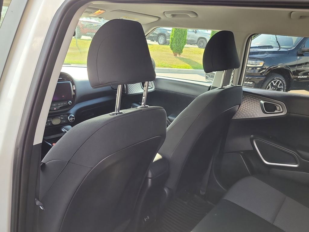 2023 Kia Soul S photo 8