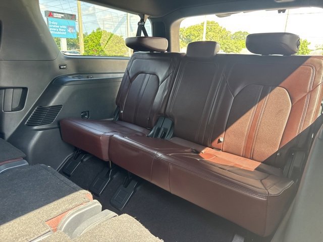 2023 Ford Expedition MAX Limited photo 8