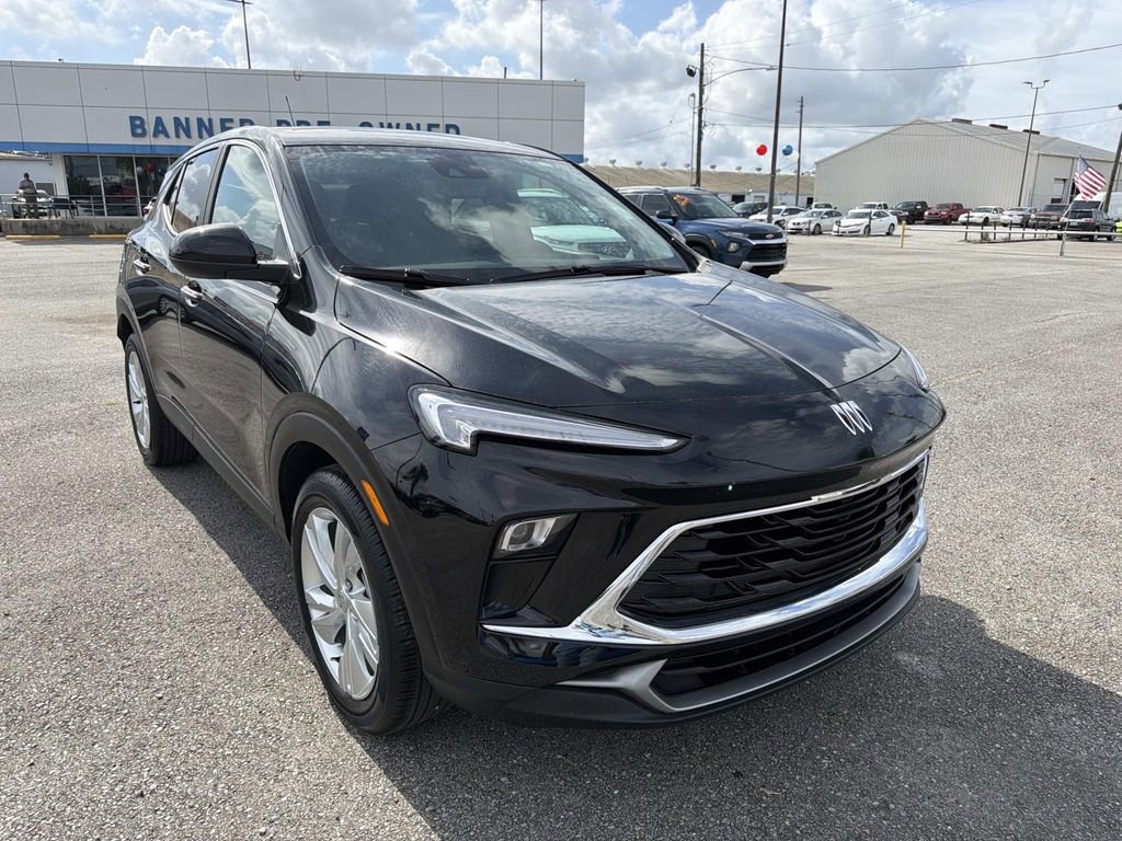 2025 Buick Encore GX Preferred's photo