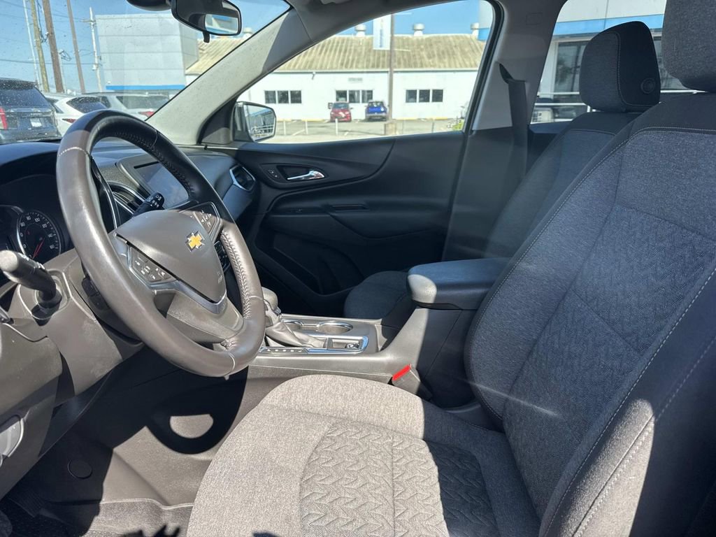 2022 Chevrolet Equinox LT photo 14