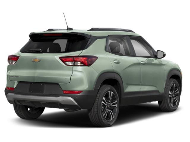 2026 Chevrolet Trailblazer LT photo 2