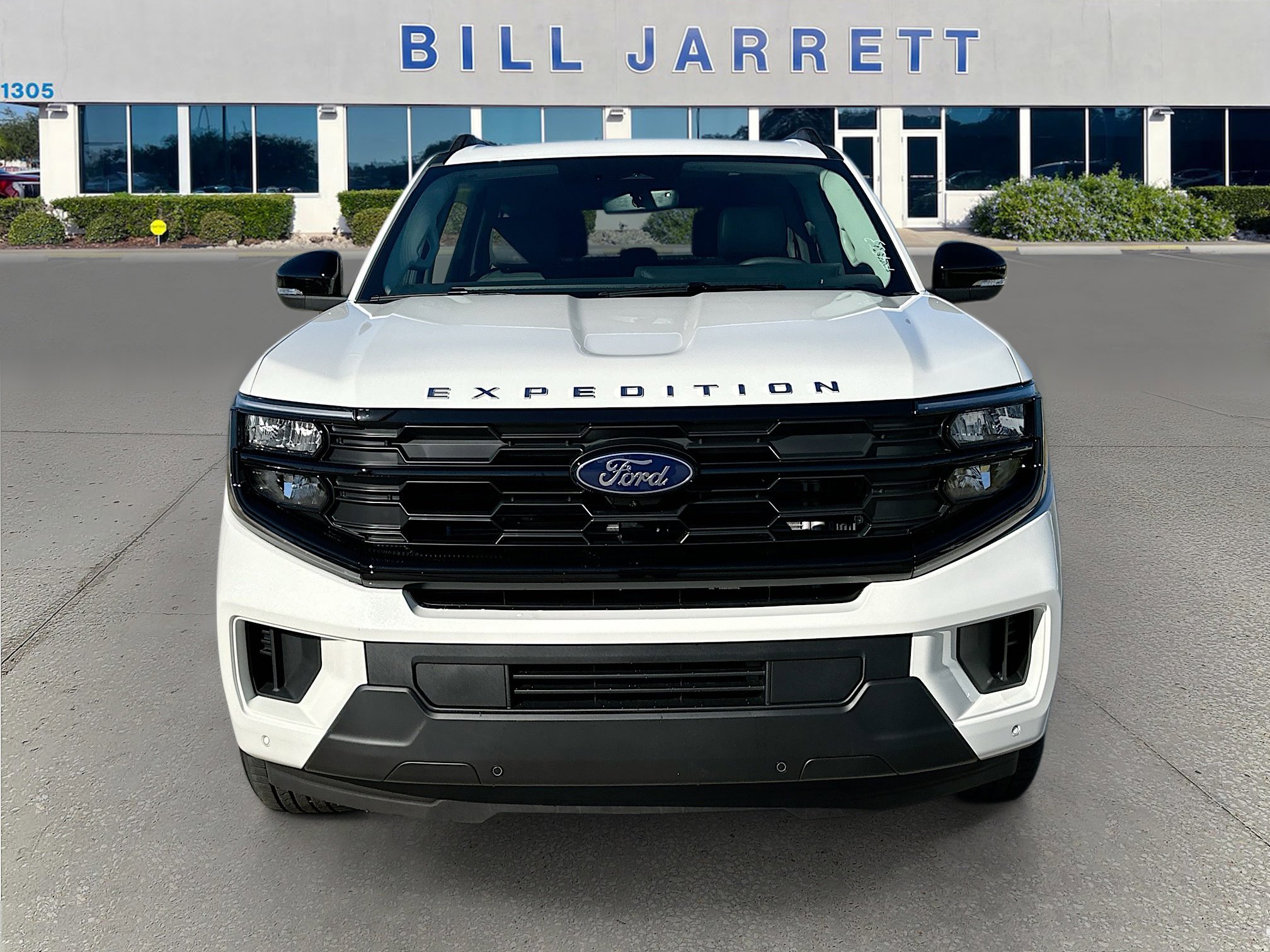 2025 Ford Expedition MAX photo 2