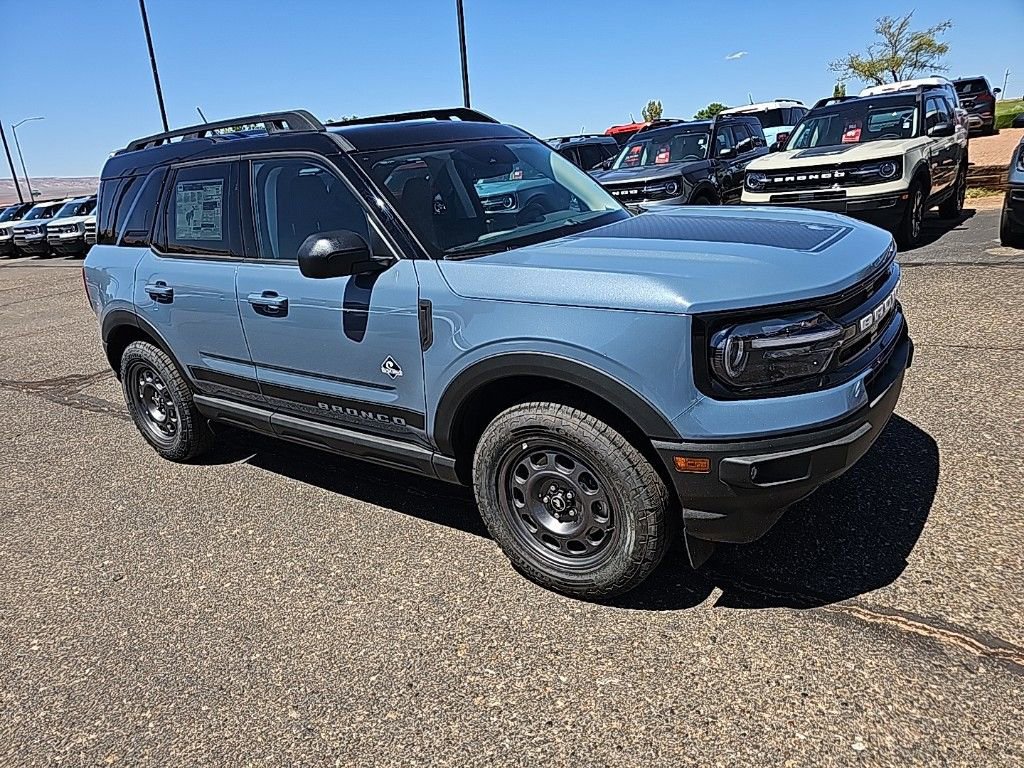 2024 Ford Bronco Sport Outer Banks photo 7