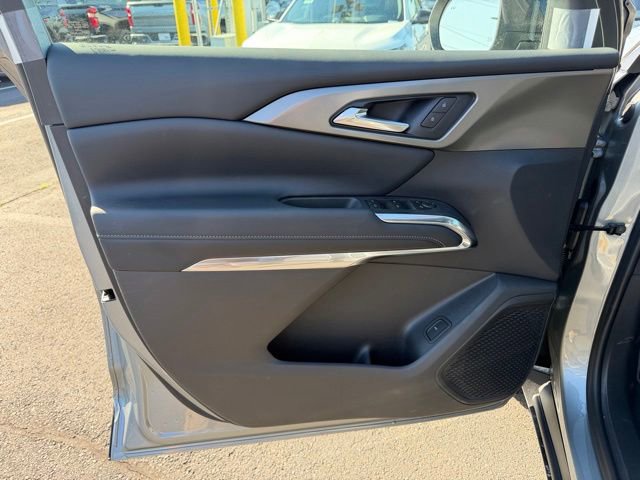 2026 Chevrolet Traverse LT - Photo 17