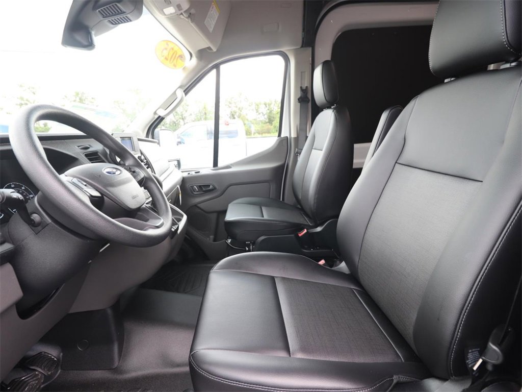 2025 Ford Transit Cargo Van photo 2