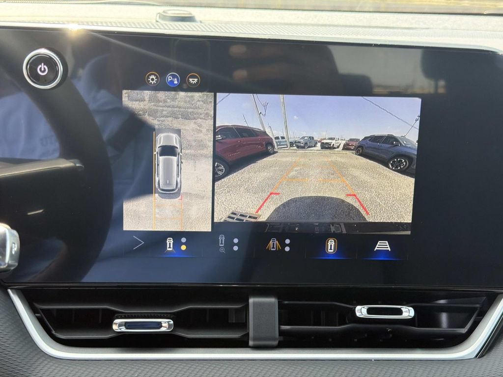 2026 Chevrolet Equinox LT - Photo 28