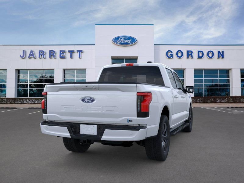2025 Ford F-150 Lightning Flash - Photo 8