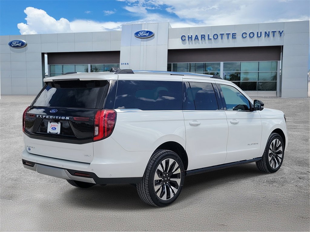 2025 Ford Expedition MAX Platinum photo 4