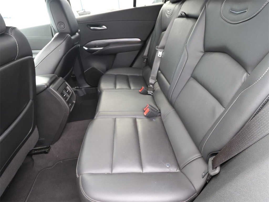 2024 Cadillac XT4 Premium Luxury photo 3