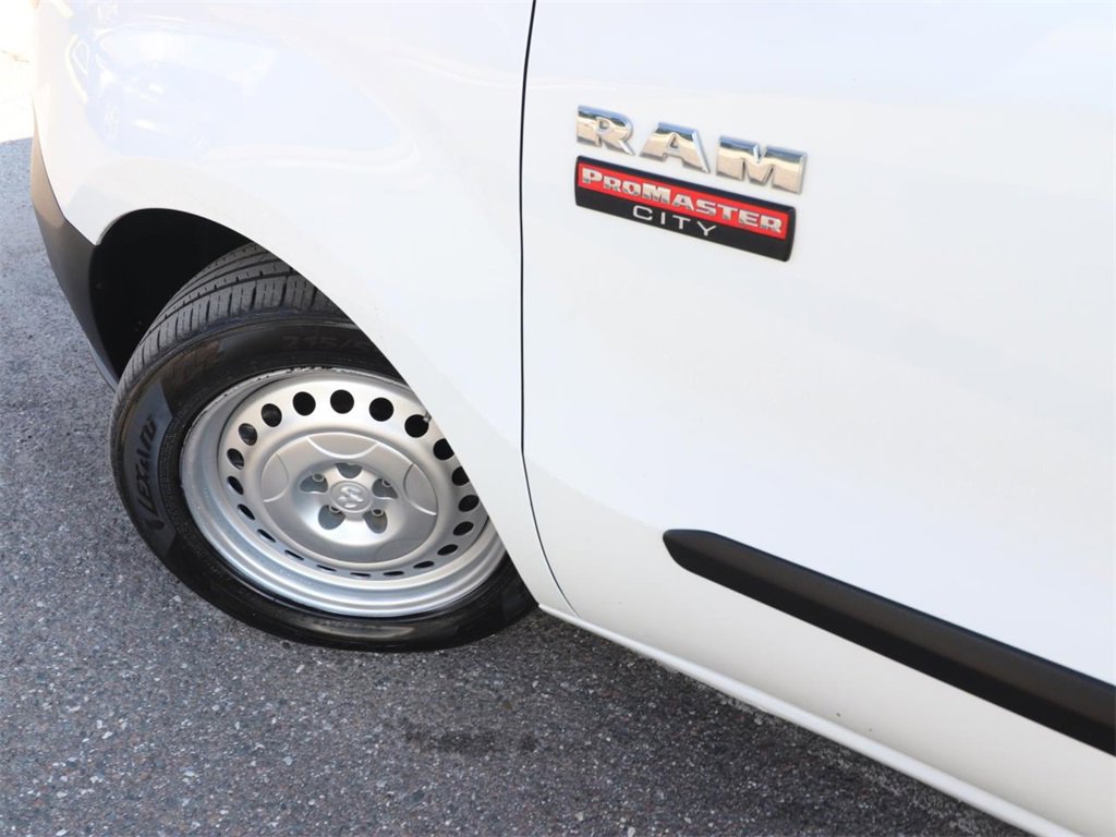 2017 Ram ProMaster City Tradesman photo 3