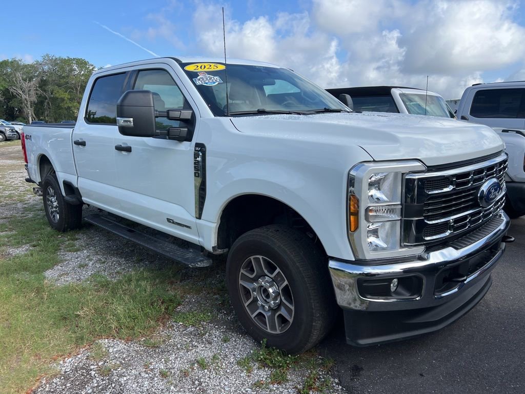 2025 Ford F-250 XLT 4x4 Crew Cab 6-3/4' Box's photo