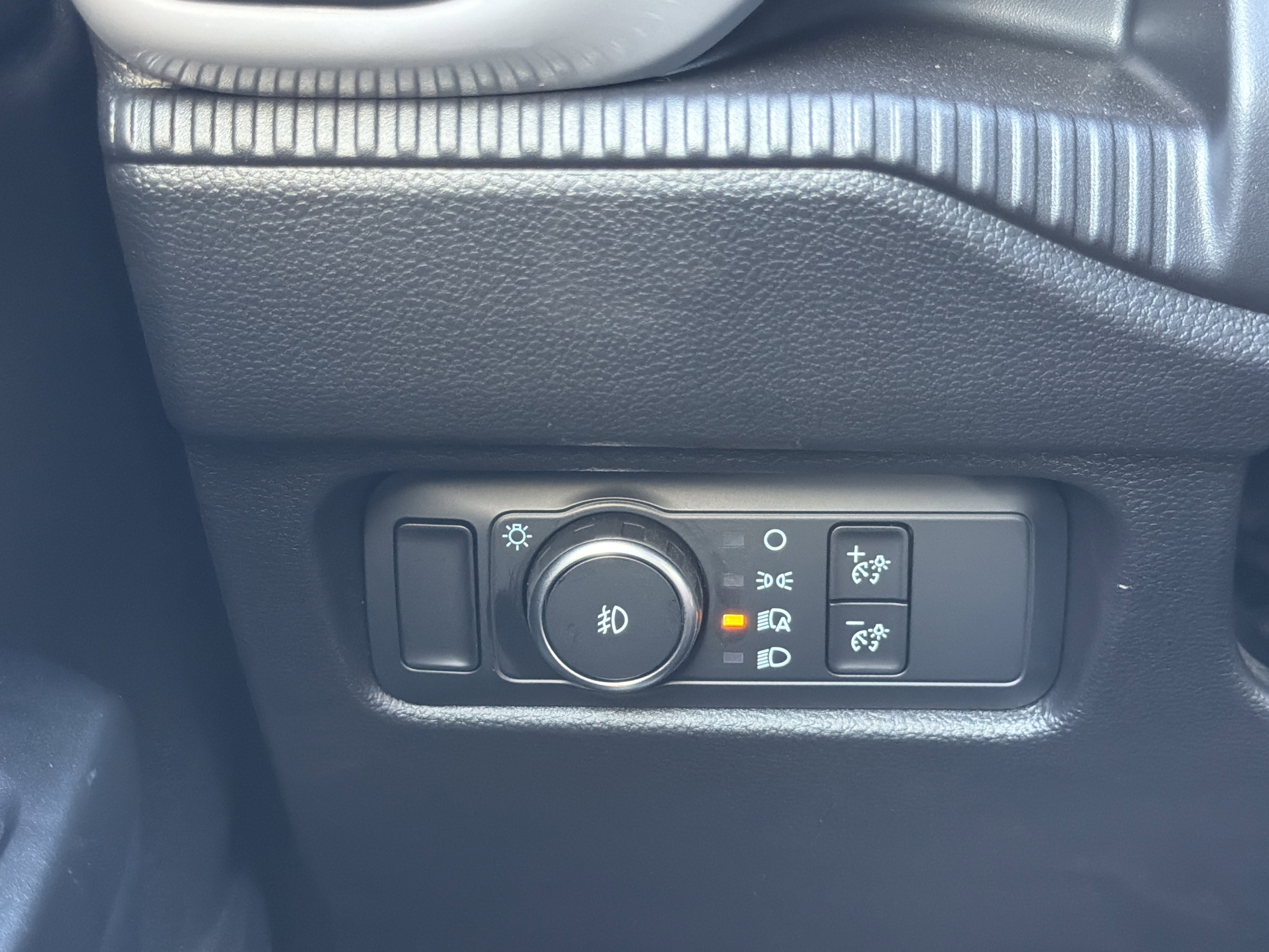2025 Ford Ranger XL photo 3