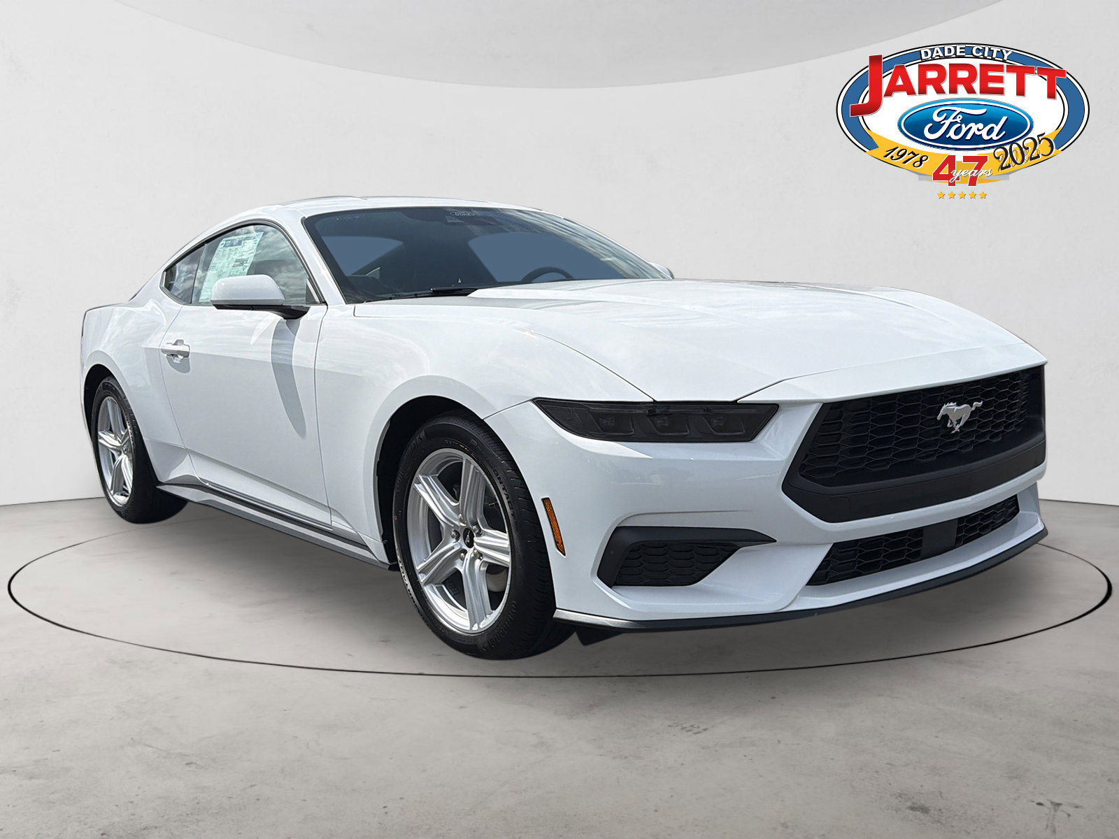2026 Ford Mustang EcoBoost Fastback's photo