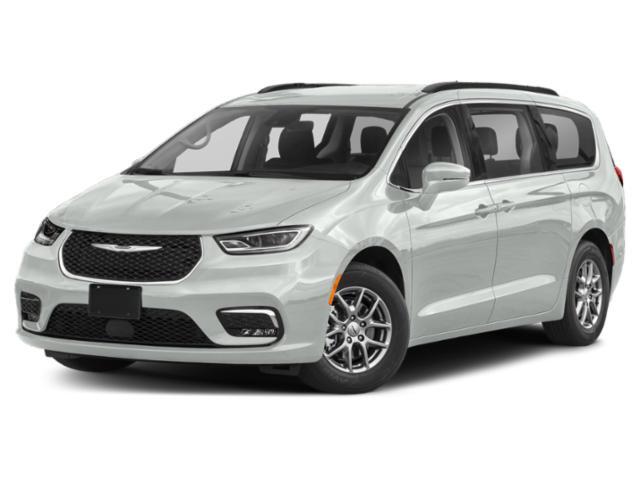 2022 Chrysler Pacifica Touring L's photo