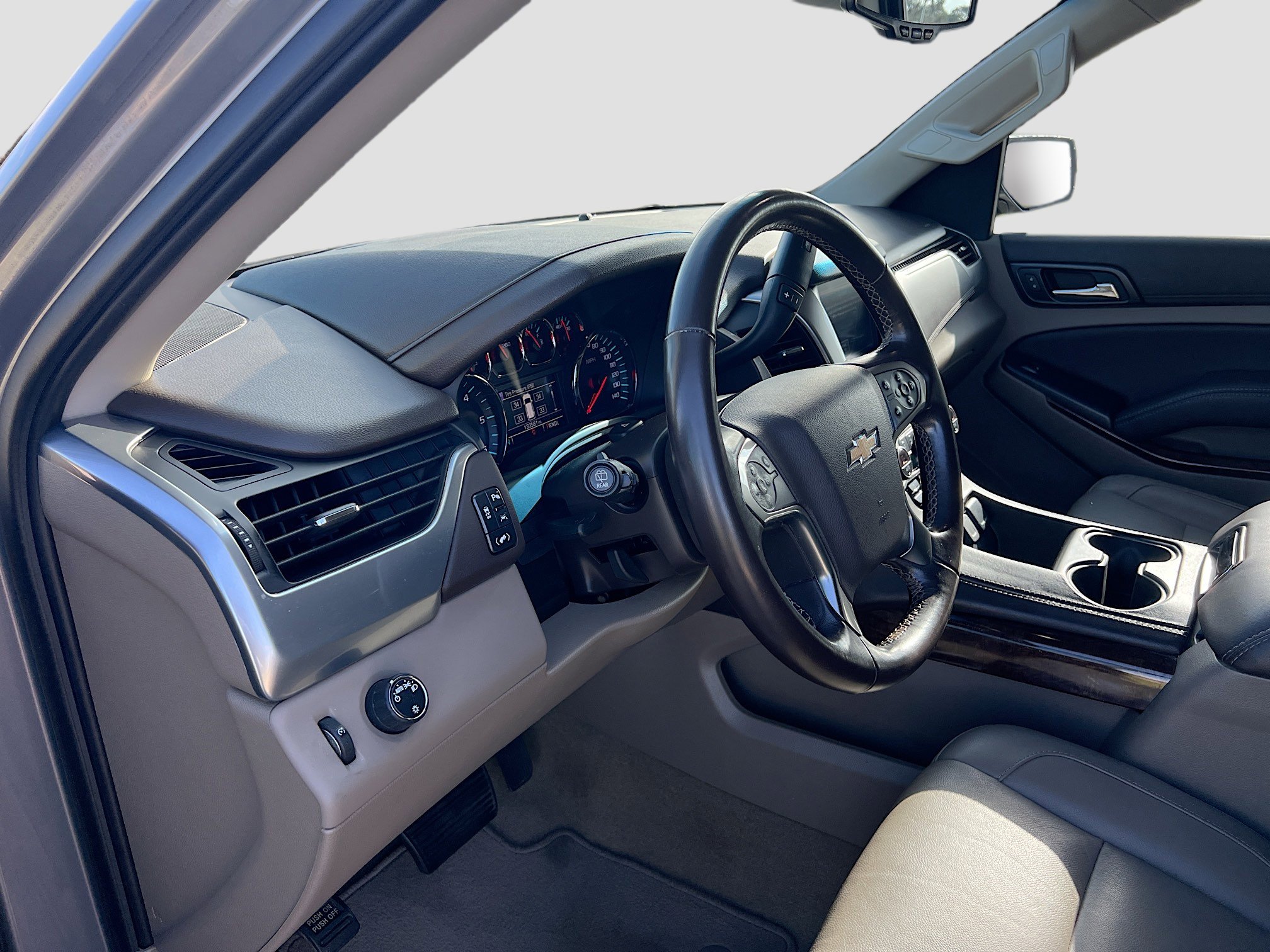 2019 Chevrolet Tahoe LT photo 9
