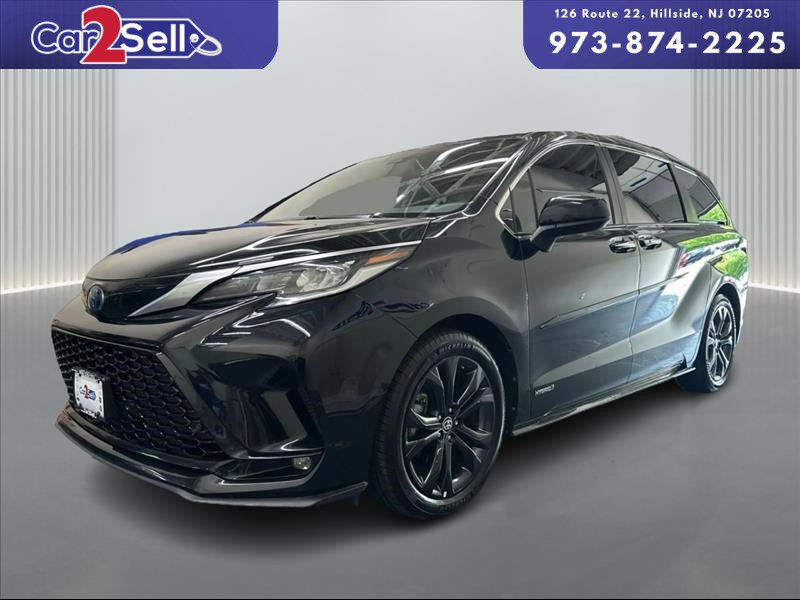 2021 Toyota Sienna XSE 7-Passenger Hybrid FWD's photo