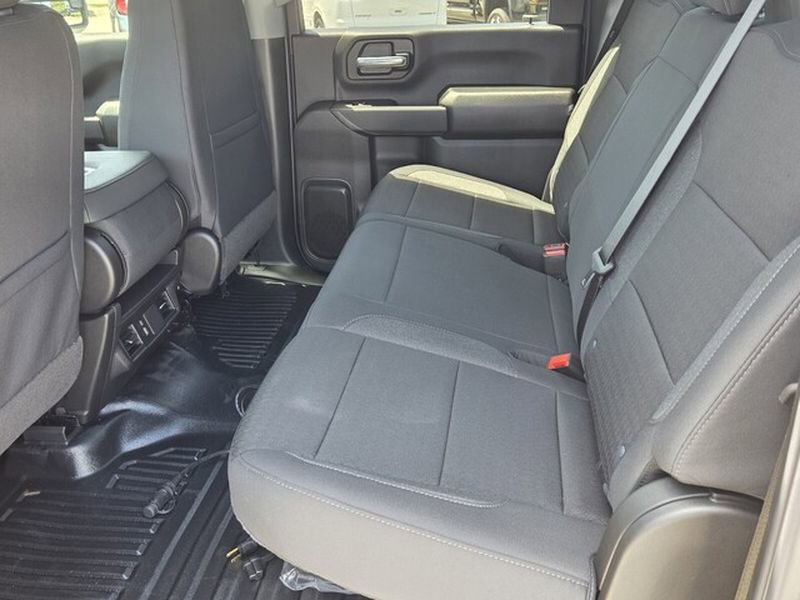 2026 GMC Sierra 2500HD Pro - Photo 8