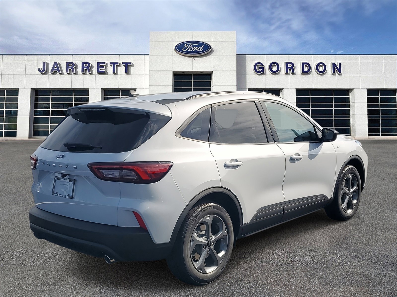 2026 Ford Escape ST-Line photo 3