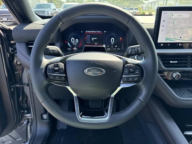 2025 Ford Explorer Platinum photo 10