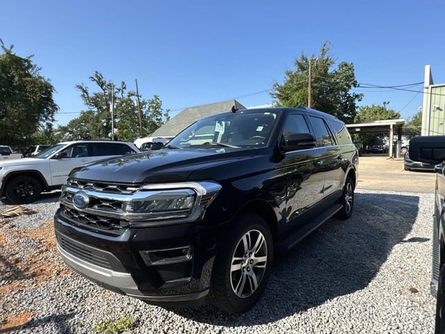 2024 Ford Expedition MAX Limited photo 2