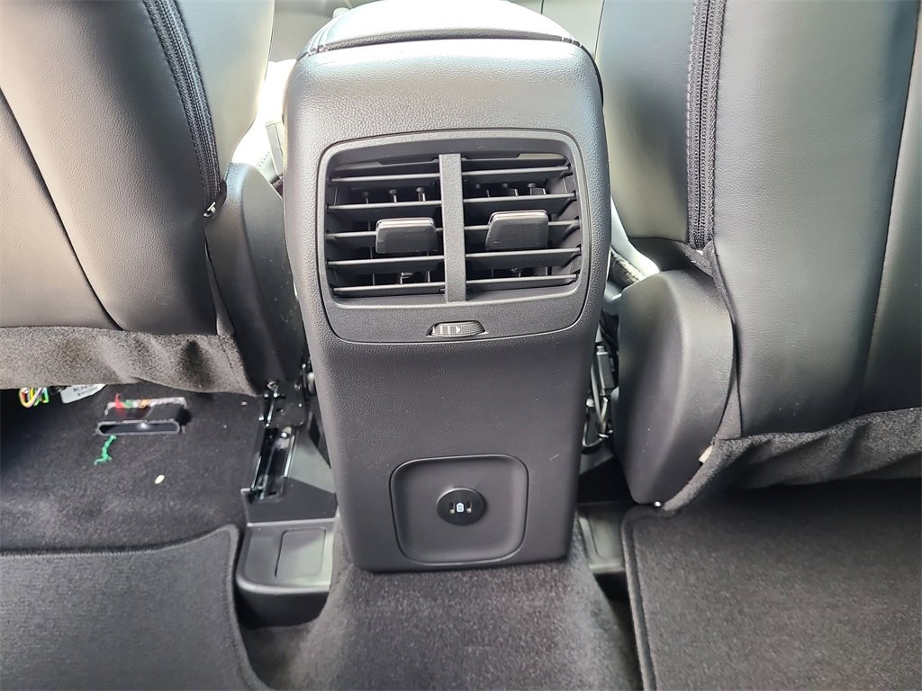 2025 Ford Escape Plug-In Hybrid photo 12