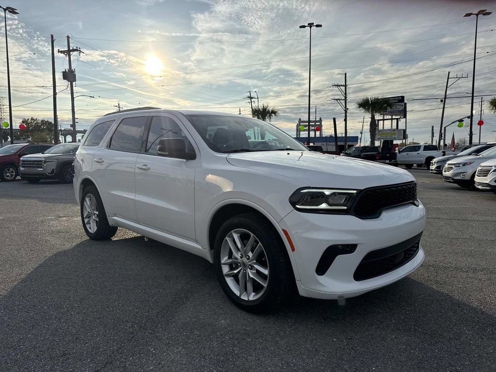 2023 Dodge Durango GT Plus photo 3