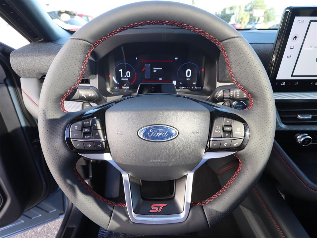 2026 Ford Explorer ST photo 4