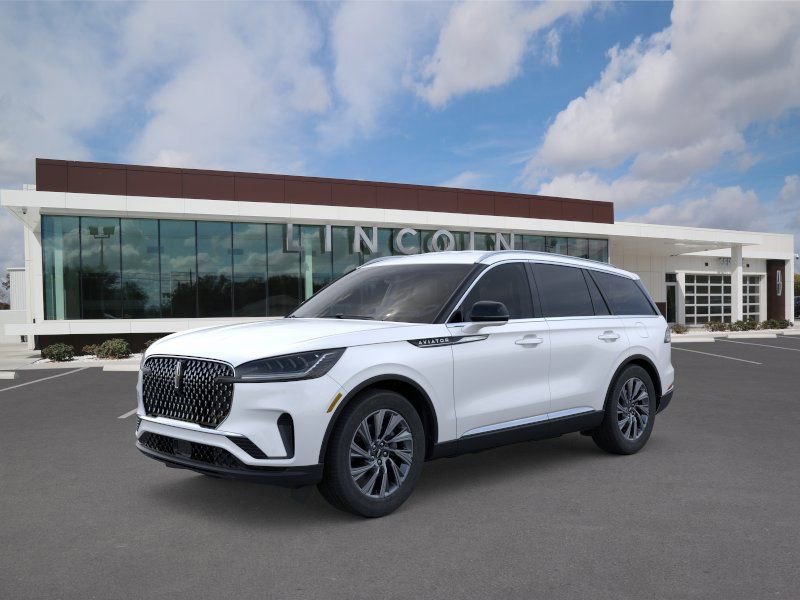 2026 Lincoln Aviator Premiere RWD's photo
