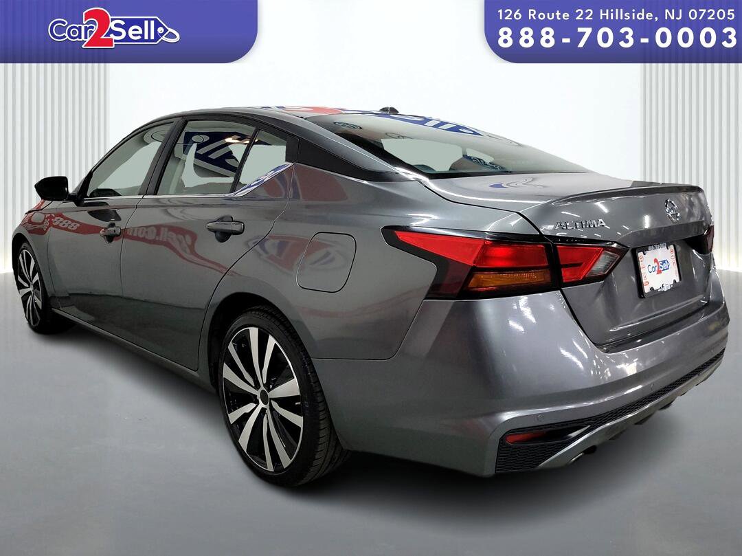 2022 Nissan Altima 2.5 SR photo 3