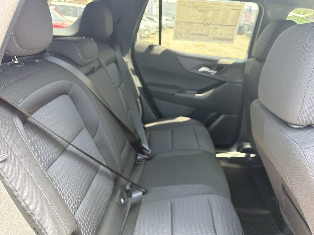 2026 Chevrolet Equinox LT - Photo 10