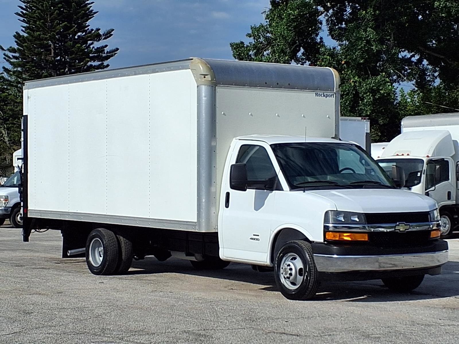 2020 Chevrolet Express 4500 177" WB's photo