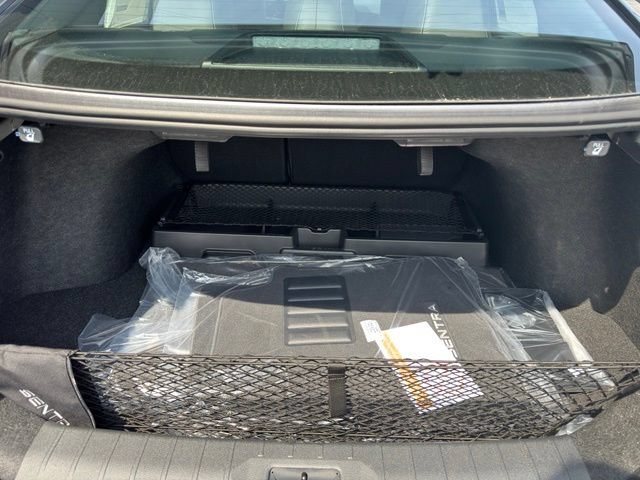 2026 Nissan Sentra SR - Photo 29