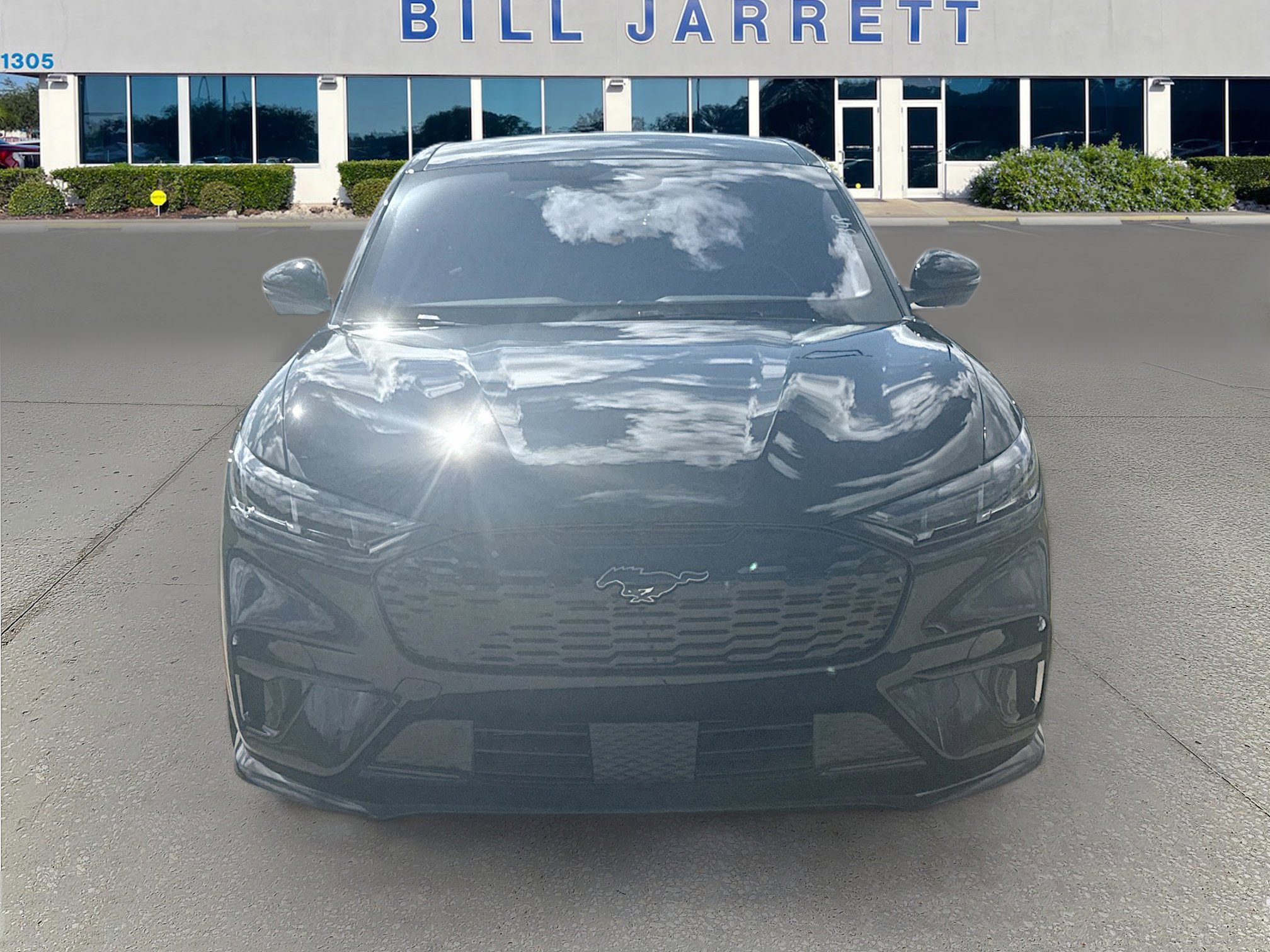 2025 Ford Mustang Mach-E GT photo 2