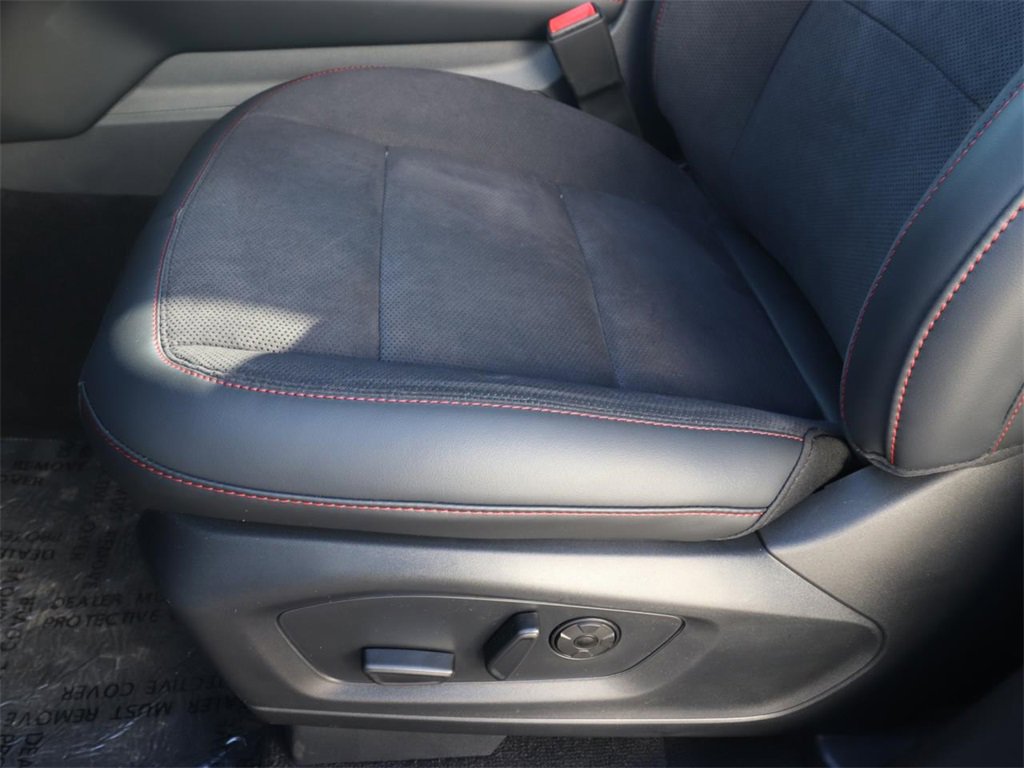 2026 Ford Explorer ST photo 2