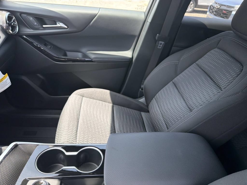 2026 Chevrolet Equinox LT - Photo 18