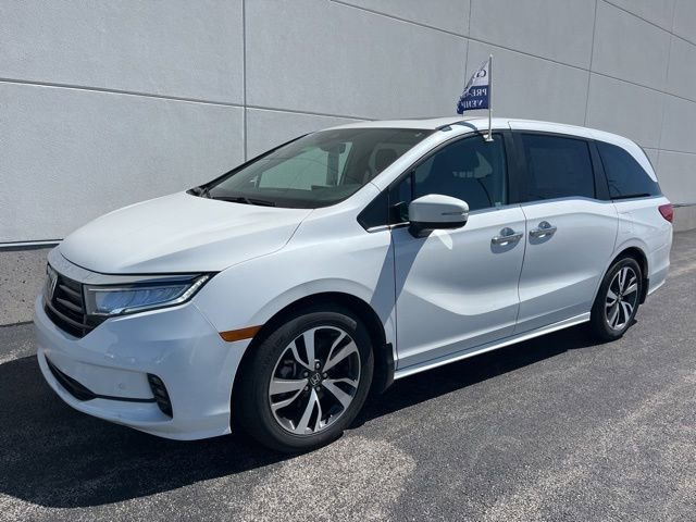 2024 Honda Odyssey Touring's photo