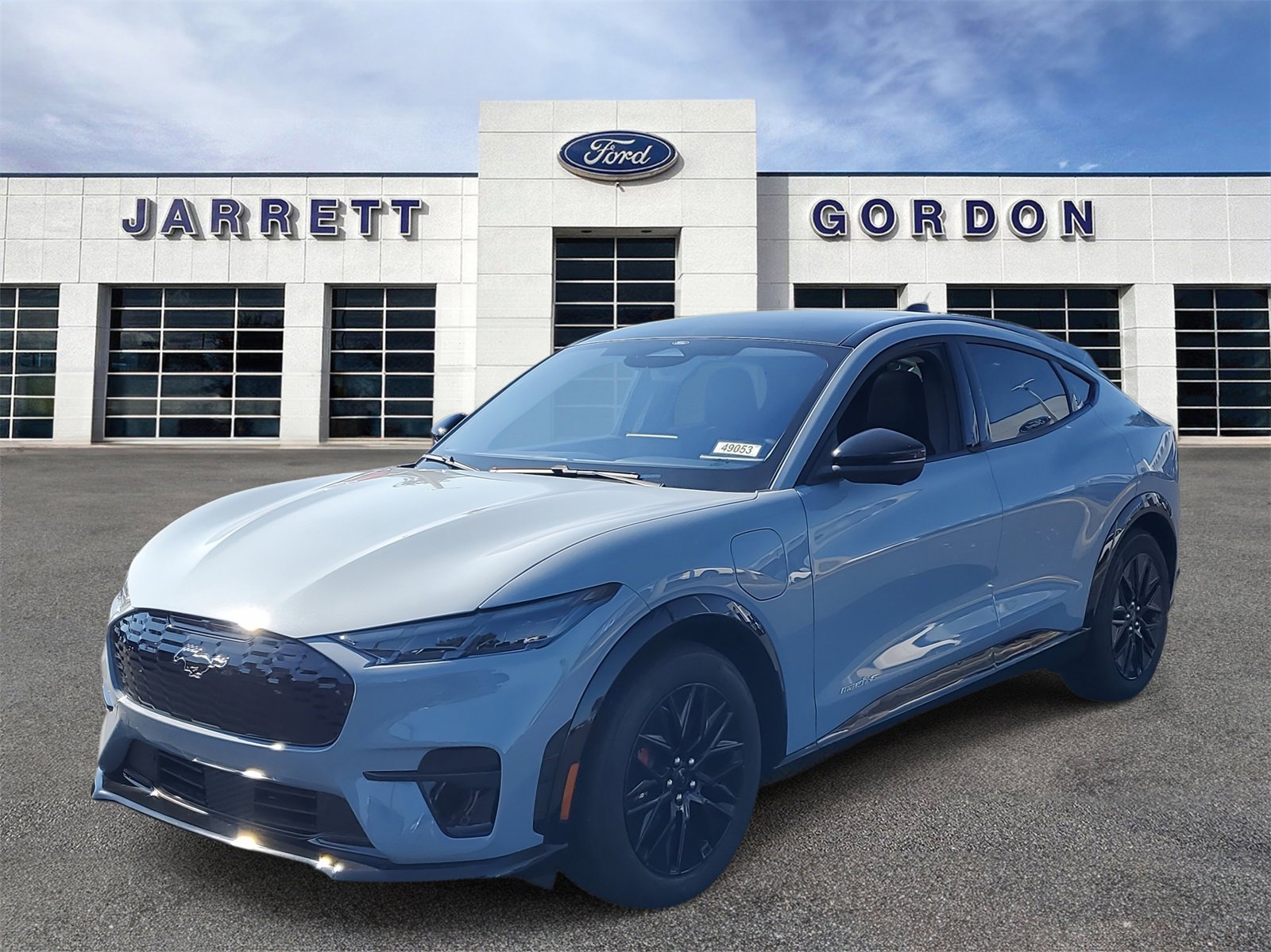 2025 Ford Mustang Mach-E Premium photo 2