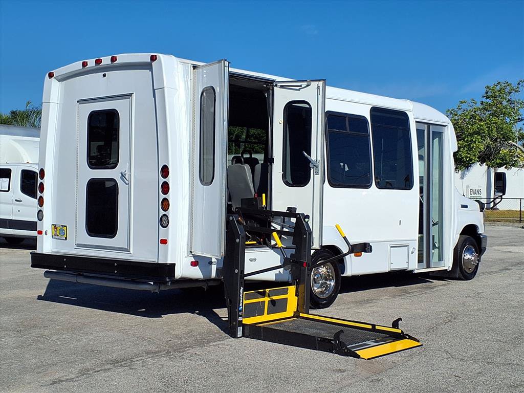 2021 Ford E-Series Cutaway Base - Photo 9