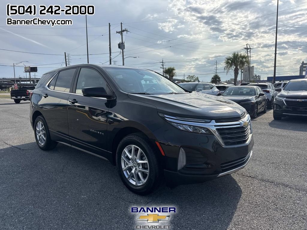 2022 Chevrolet Equinox LT photo 3