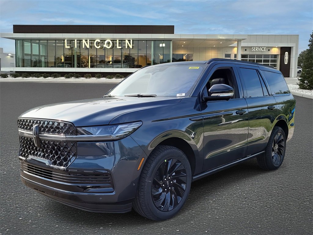 2025 Lincoln Navigator Reserve photo 2