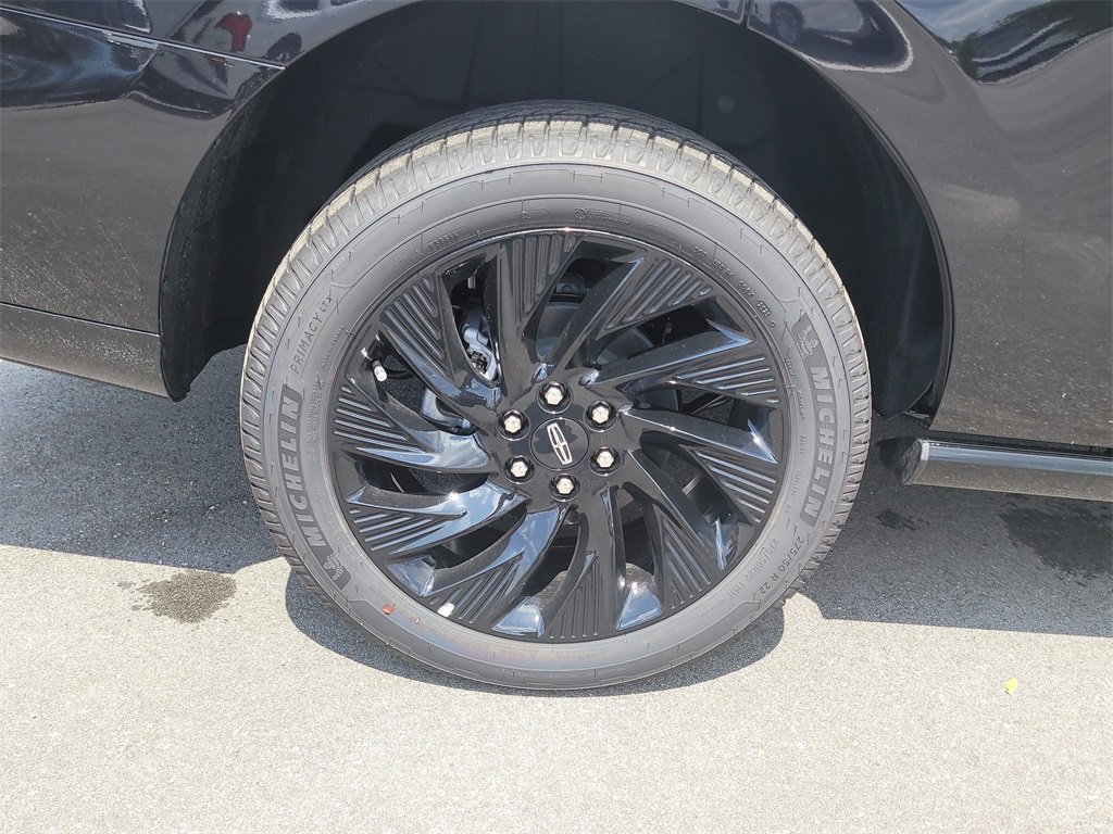 2025 Lincoln Navigator Reserve photo 4