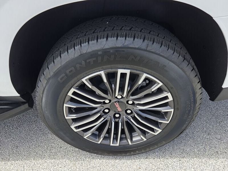 2026 GMC Yukon XL Elevation - Photo 7